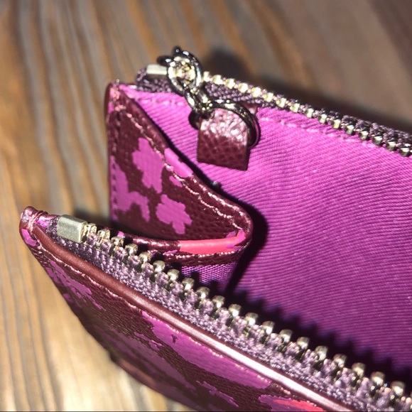 Coach Floral Print Zip Mini - Picture 5 of 7